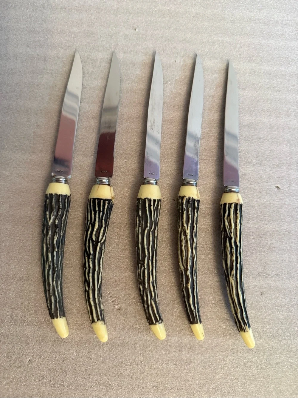 Vintage Everbrite Faux Antler Handle Steak Knives Stainless Steel
